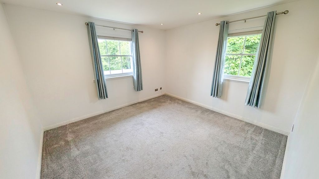 Property photo 2 of 12 Pbox-Img.Jpg