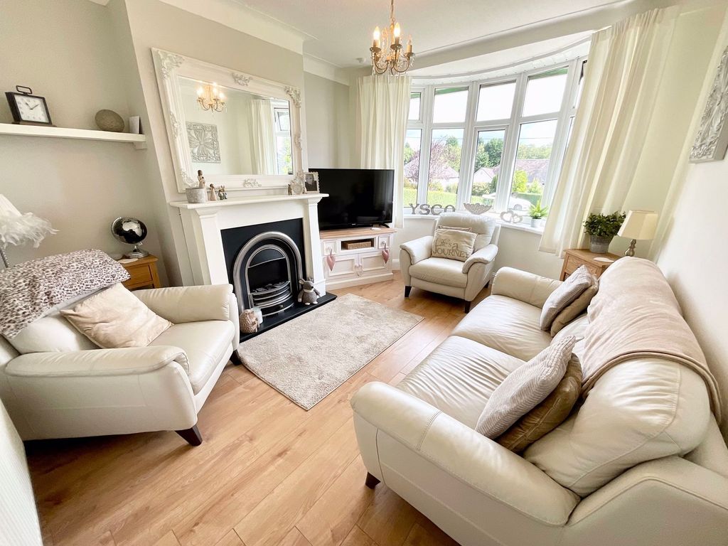 Property photo 3 of 16 Photo 16