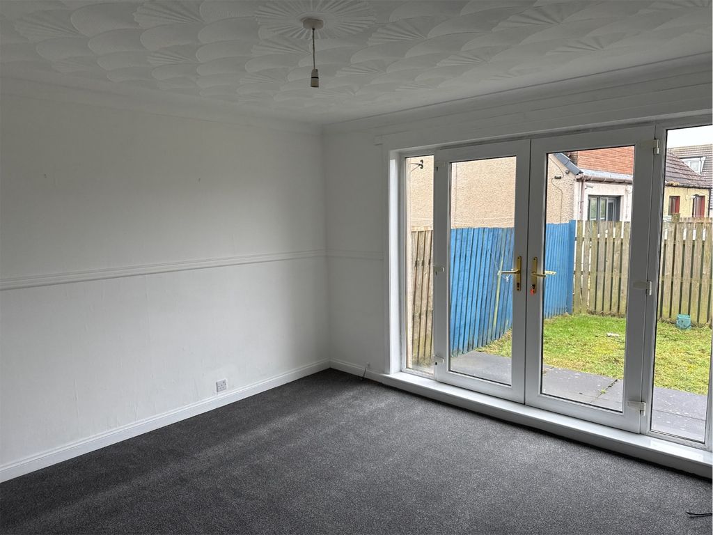 Property photo 3 of 11 Photo 3