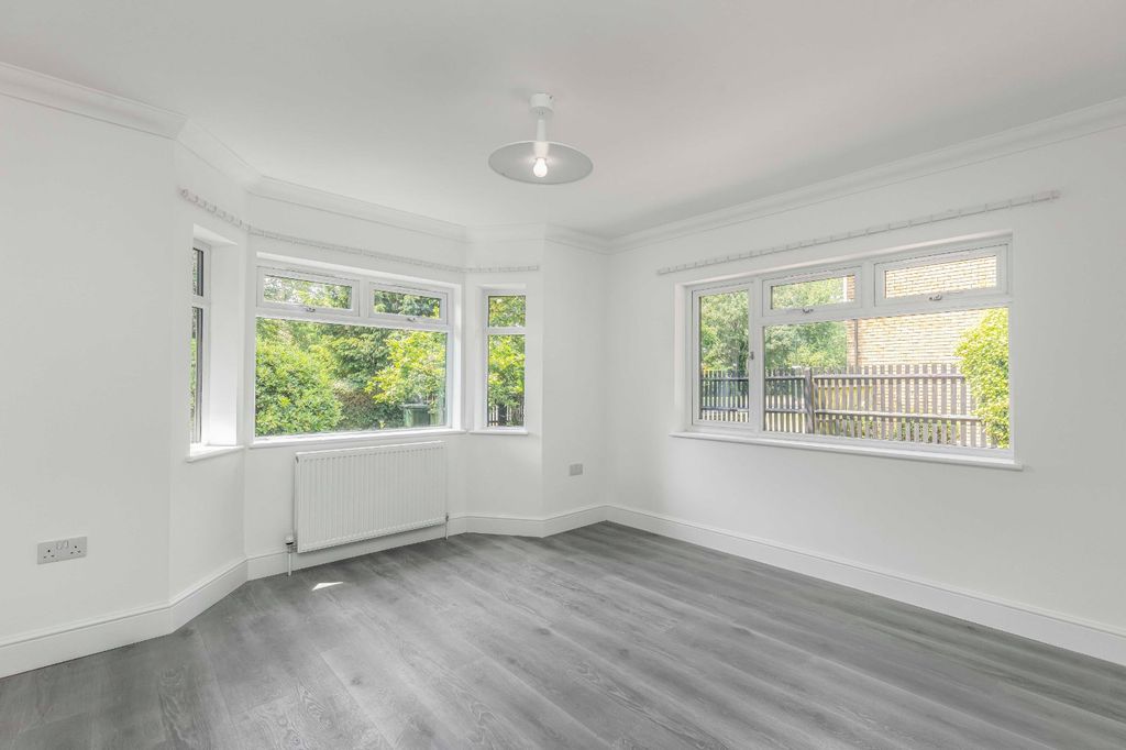Property photo 3 of 10 Reception Room