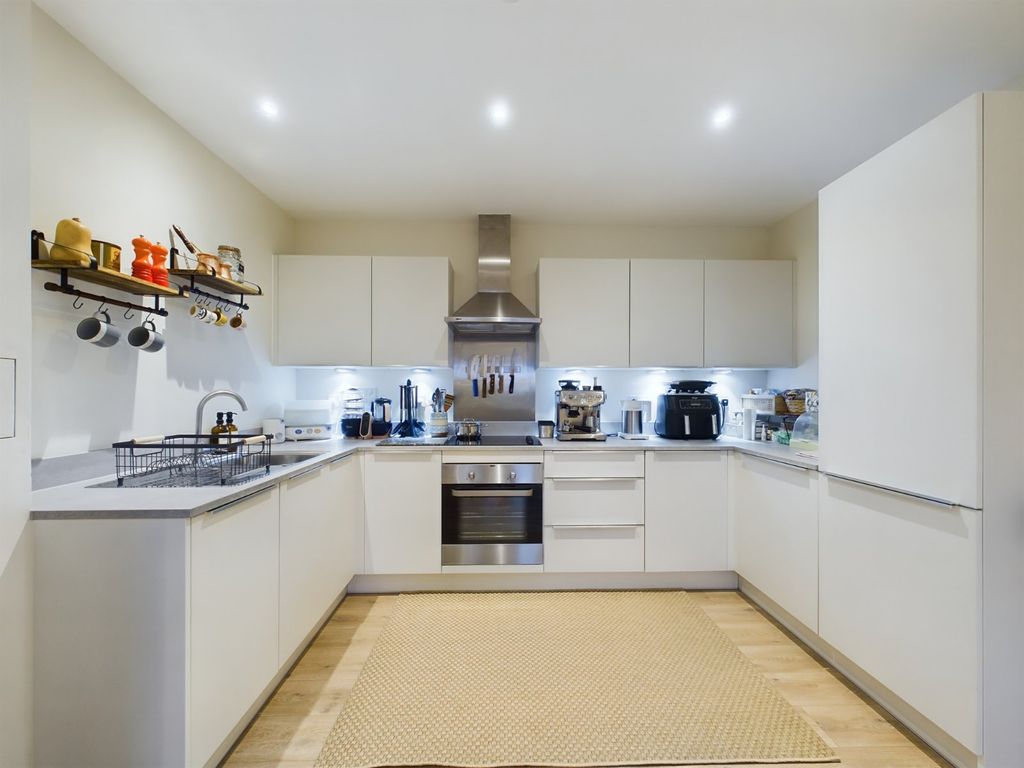 Property photo 3 of 18 Picture No. 21