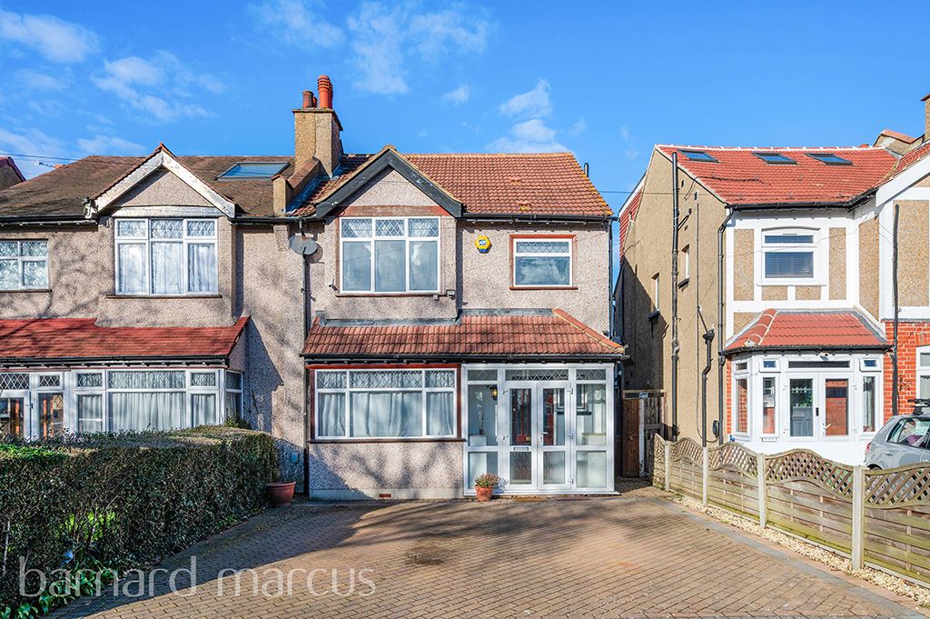 Property photo 1 of 11 Exterior