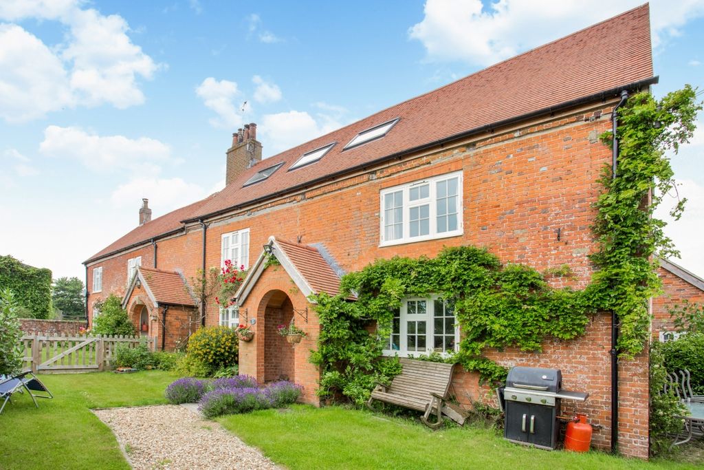 Property photo 1 of 7