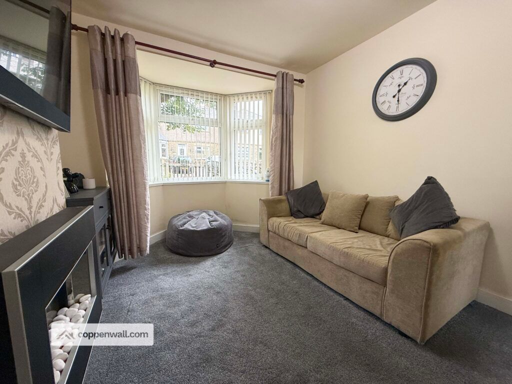 Property photo 3 of 35