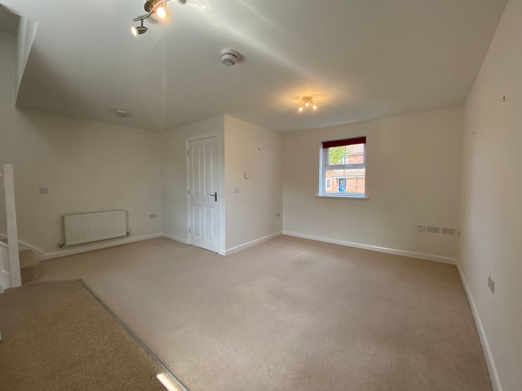 Property photo 3 of 16 Image