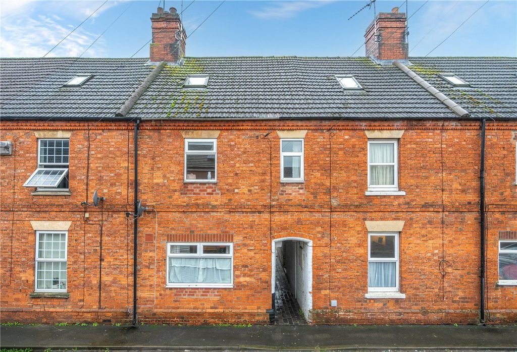 Property photo 1 of 15 Picture No. 02