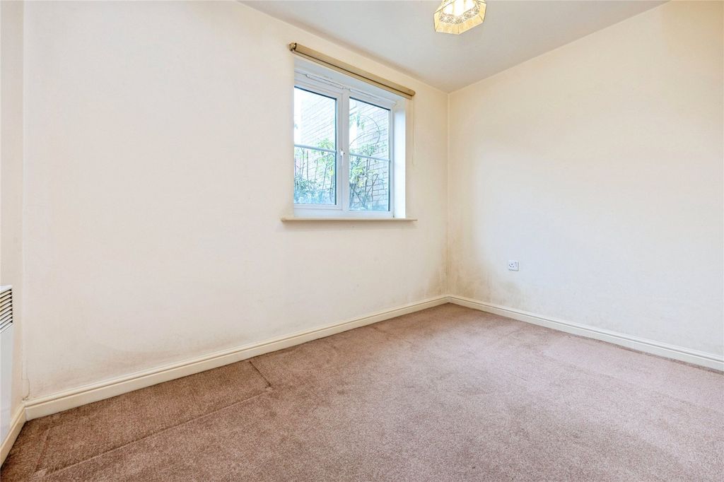 Property photo 3 of 20 Picture No. 01