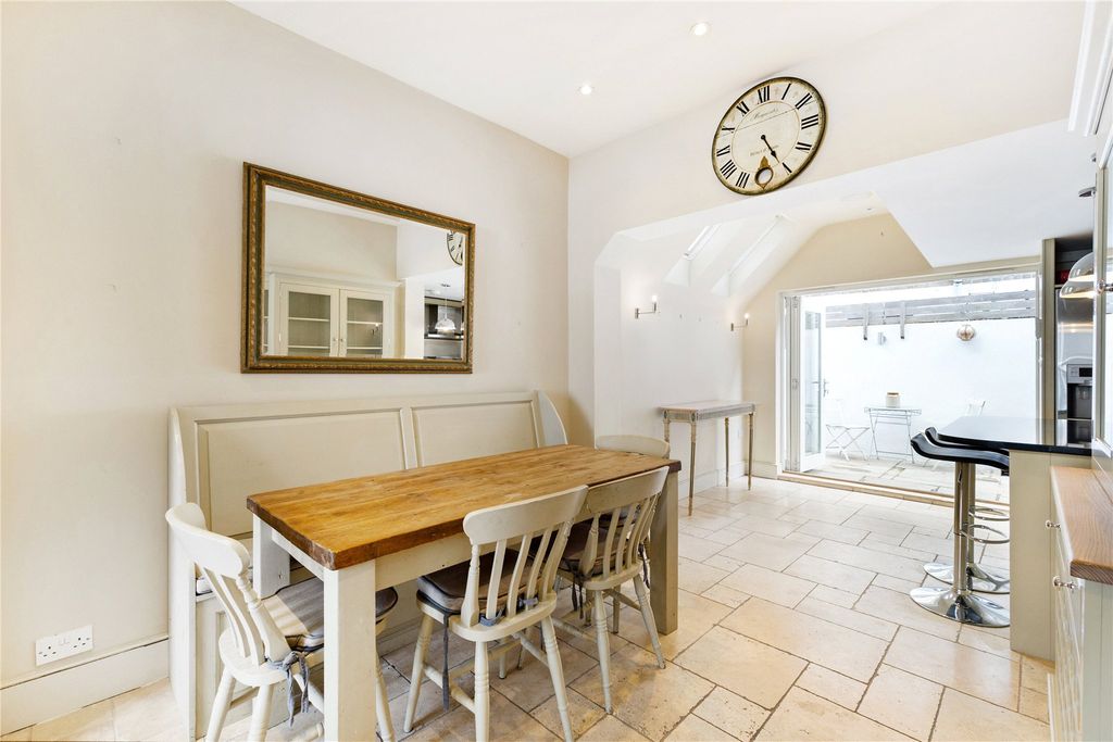 Property photo 3 of 14 Picture No. 09