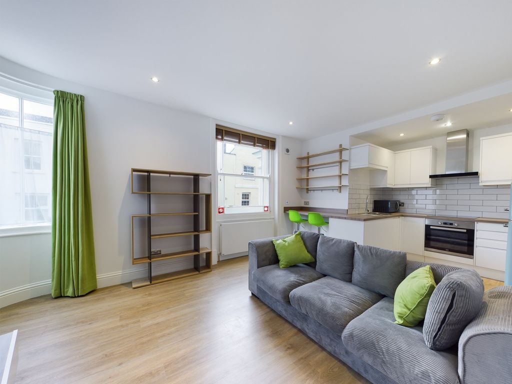 Property photo 2 of 7 Lounge.Kitchen