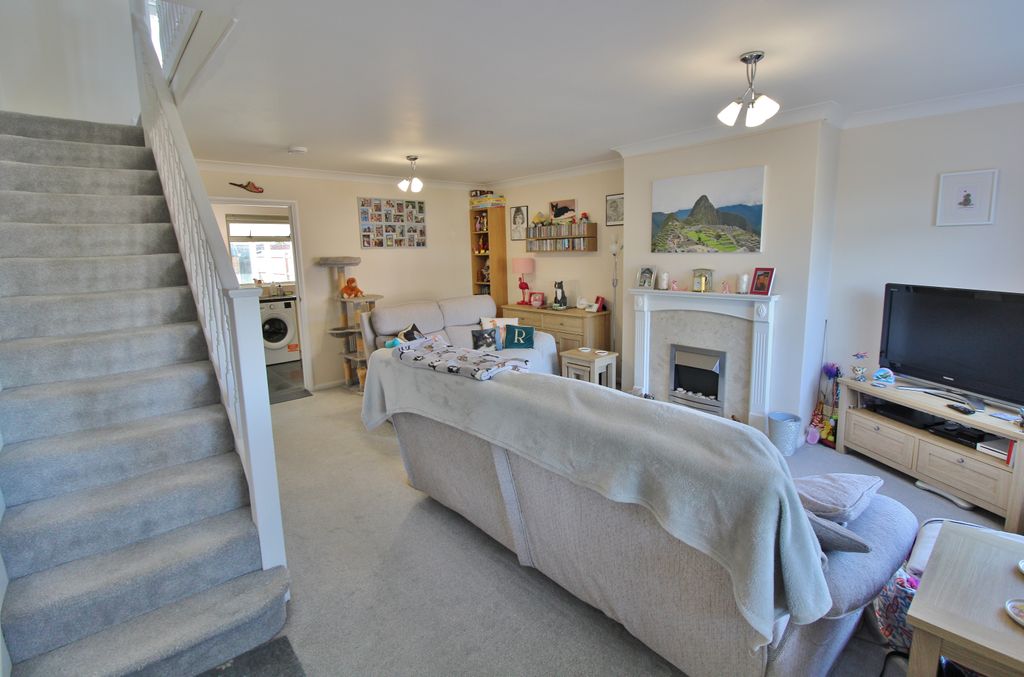 Property photo 3 of 16