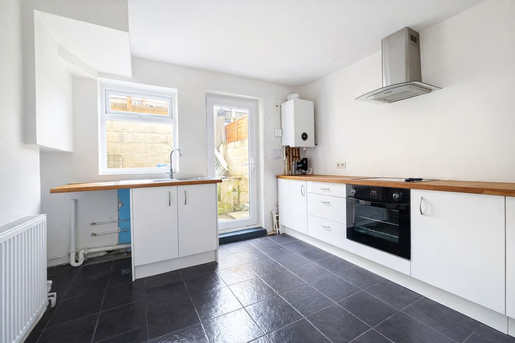 Property photo 3 of 10 Picture 3