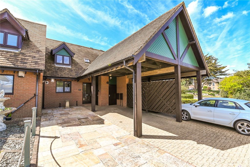 Property photo 1 of 16 Picture No. 18