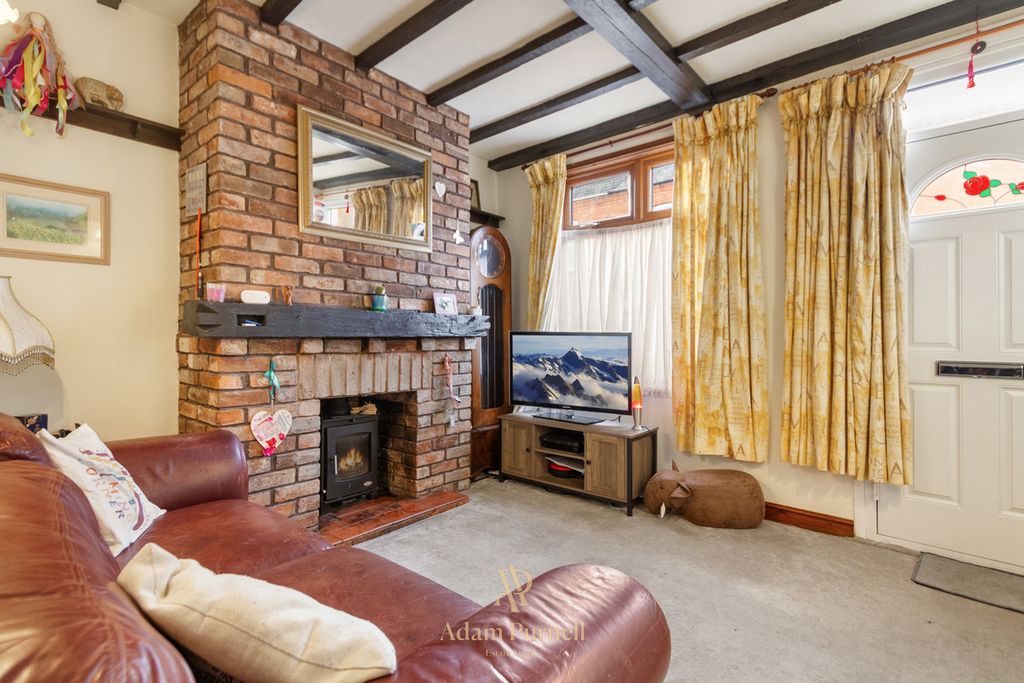 Property photo 2 of 13