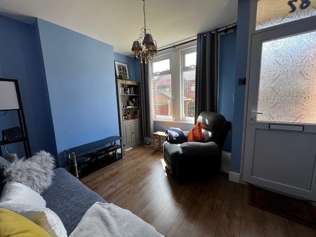 Property photo 2 of 8