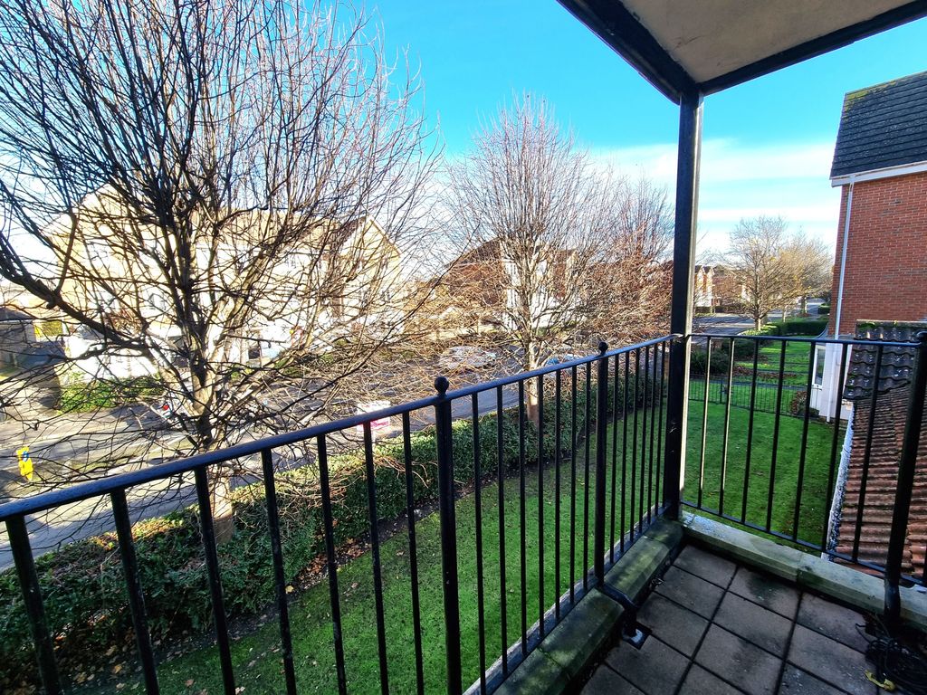 Property photo 2 of 17 Image