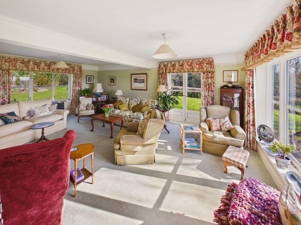 Property photo 3 of 22