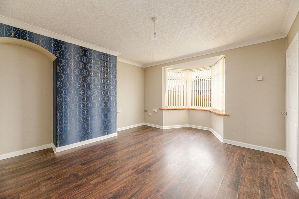 Property photo 2 of 26 10