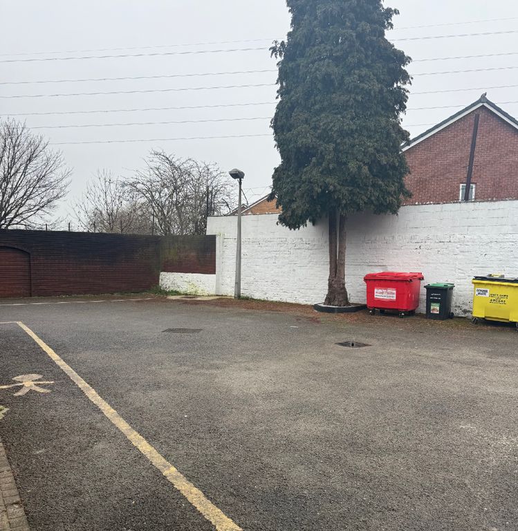 Property photo 2 of 7