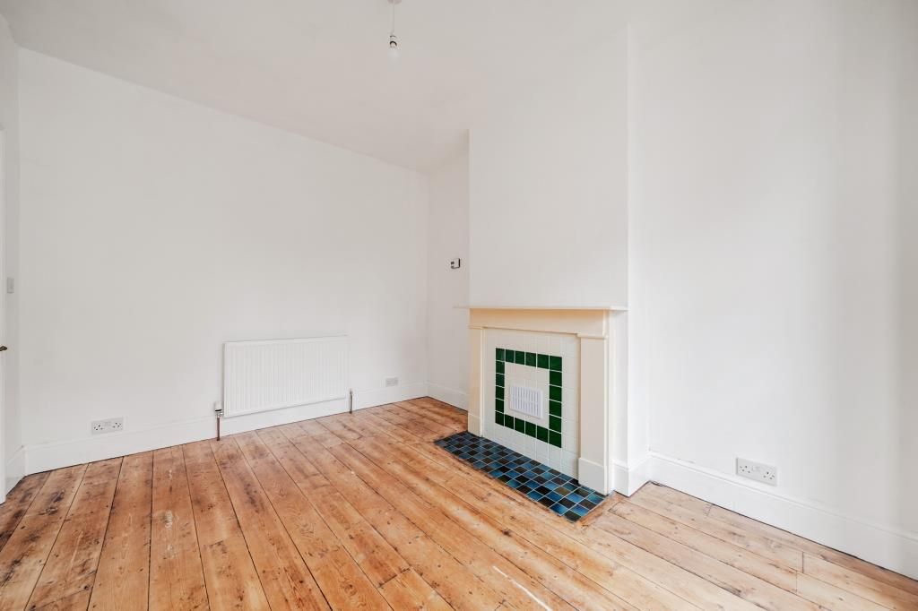 Property photo 2 of 20 Reception