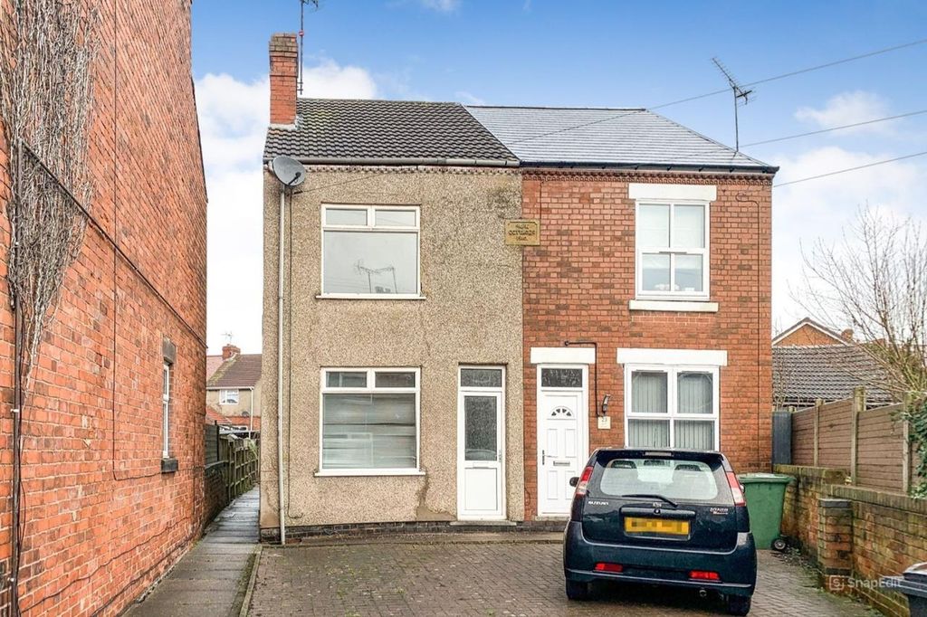 Property photo 1 of 2 22 Park Street, Alfreton, Derby, De55 7Je