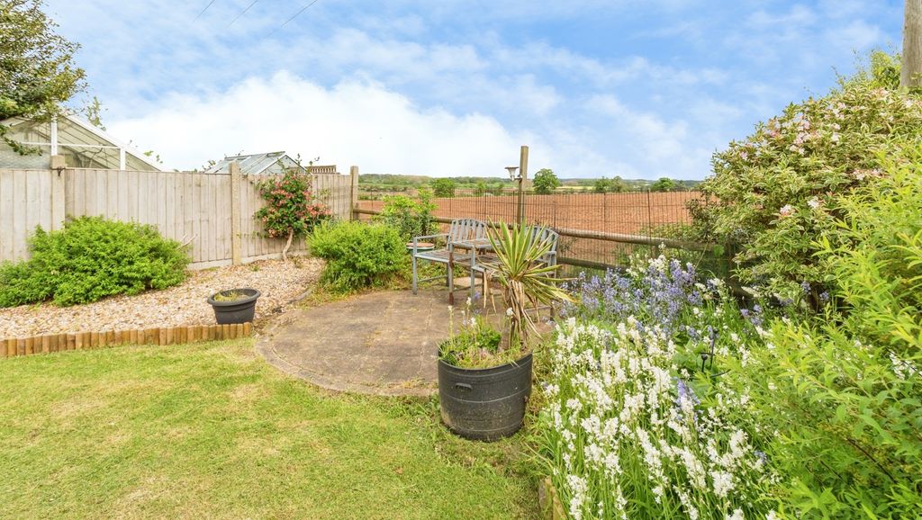 Property photo 2 of 15 Pbox-Img.Jpg