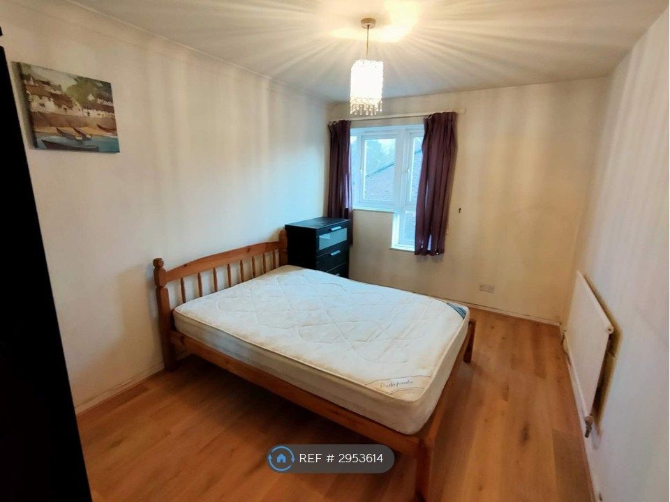Property photo 3 of 4