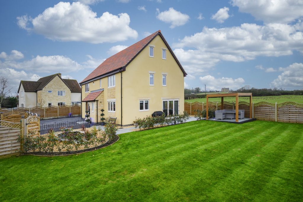 Property photo 1 of 20 Dsc_4256-Edit