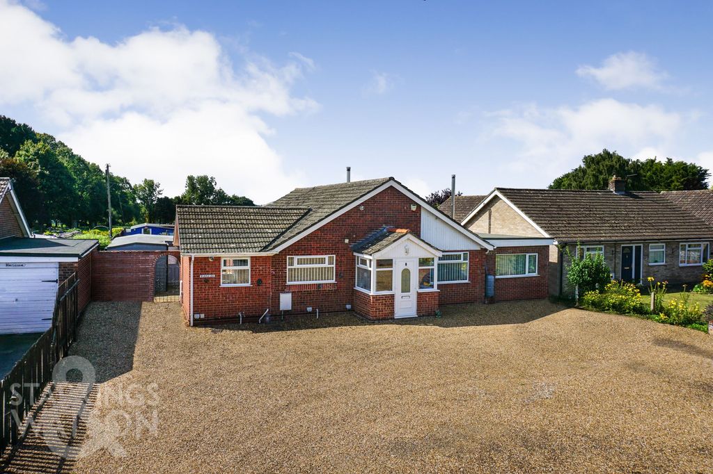 Property photo 1 of 35