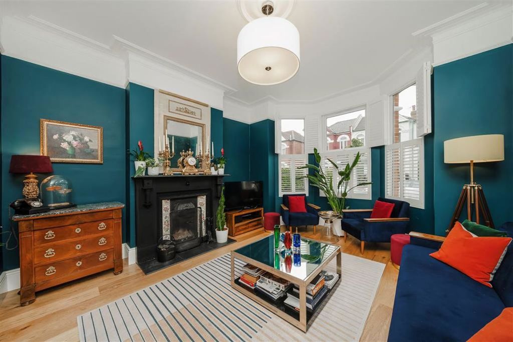 Property photo 2 of 10