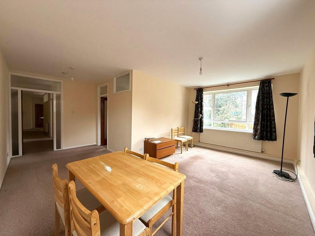 Property photo 2 of 14 Living Room.Jpg