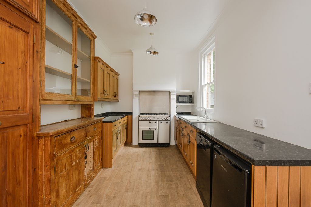 Property photo 1 of 16 Kitchen