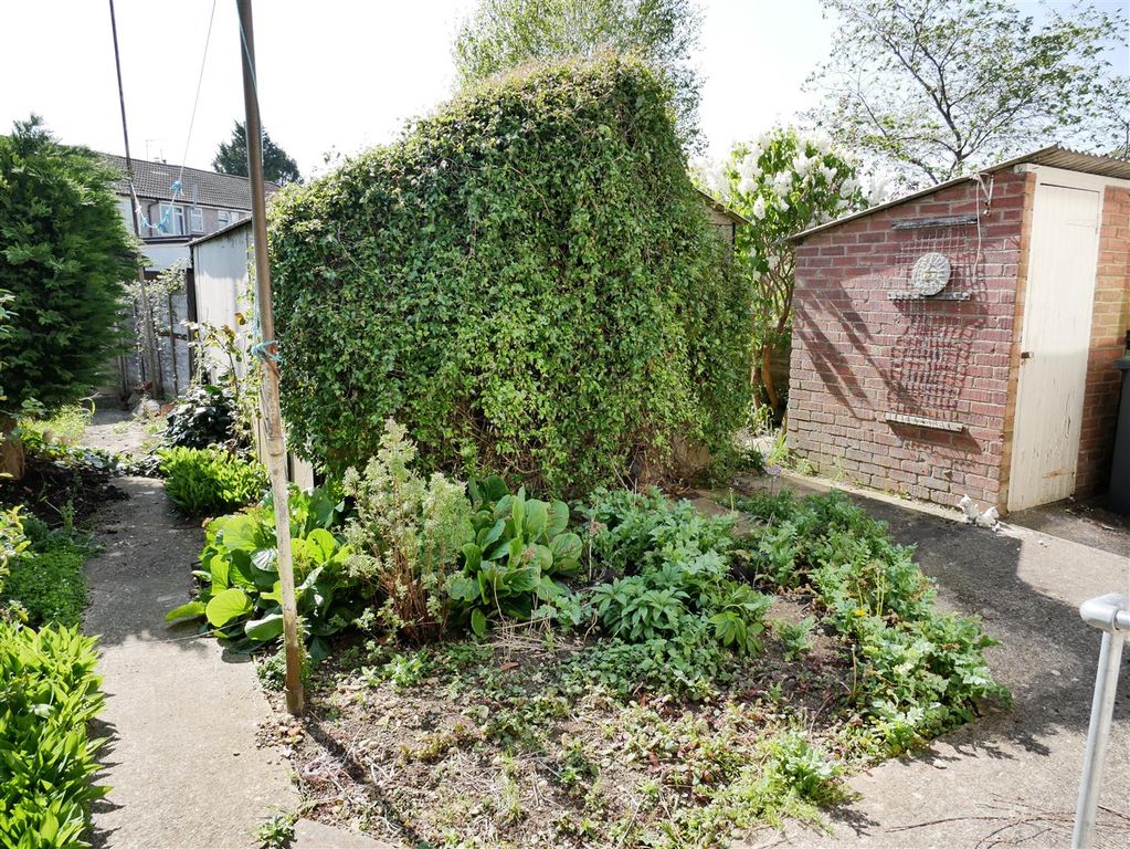 Property photo 3 of 11 P1570923.Jpg