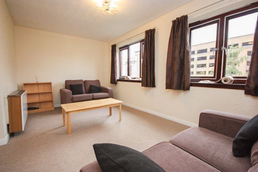 Property photo 3 of 10 Photo 3