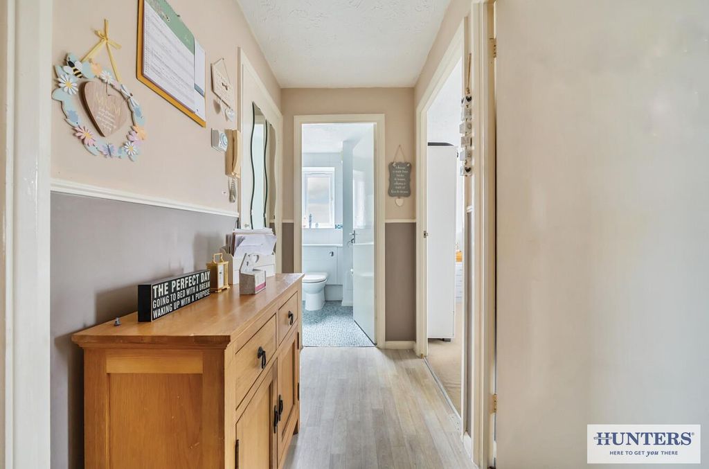 Property photo 2 of 13 Entrance Hall