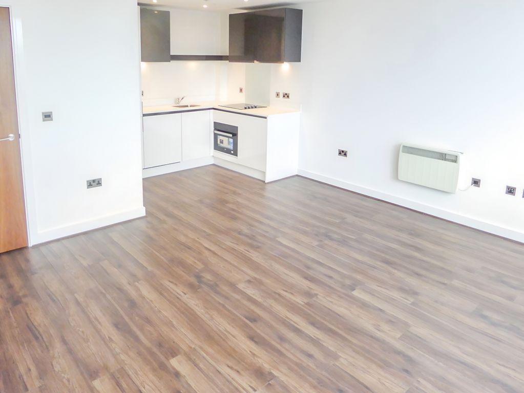 Property photo 2 of 8 Kitchen Area