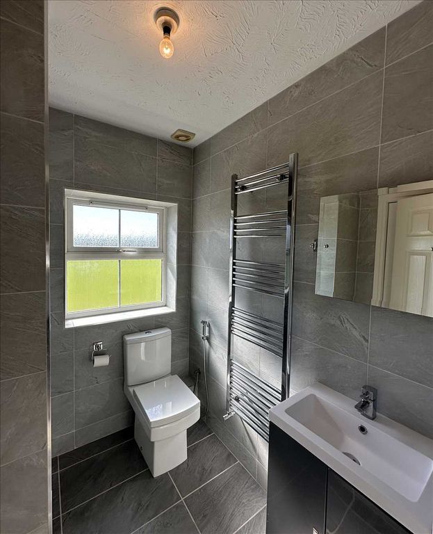 Additional image 8 of 3 bed semi-detached house to rentLaurel Way, Scunthorpe, Scunthorpe DN17