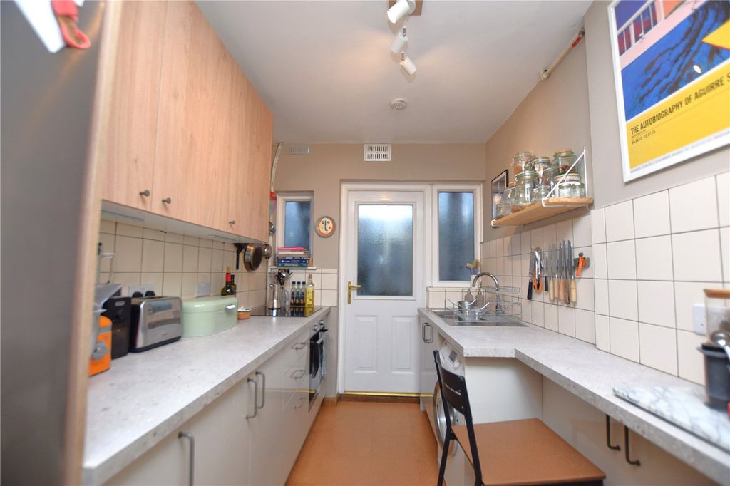 Property photo 3 of 8 Picture No. 07