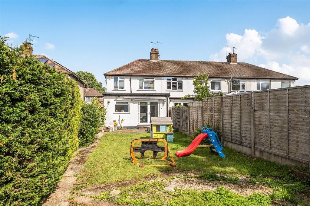 Property photo 1 of 12 Barton Way - Rear.Jpg
