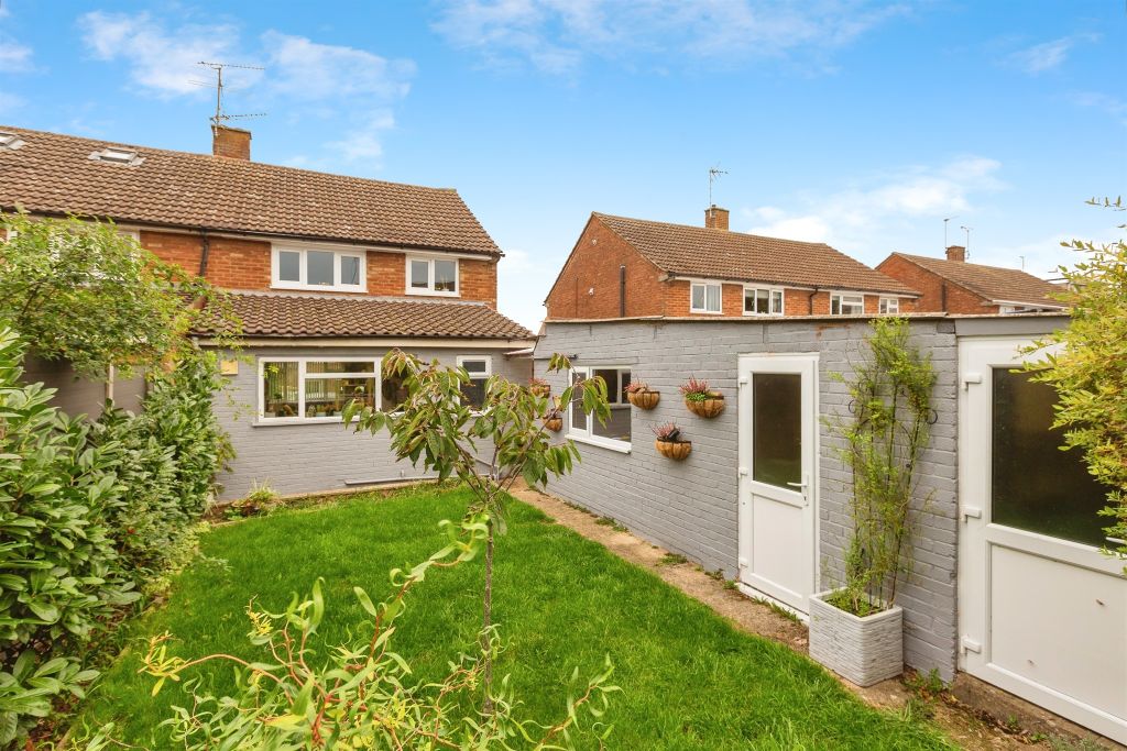 Property photo 1 of 17
