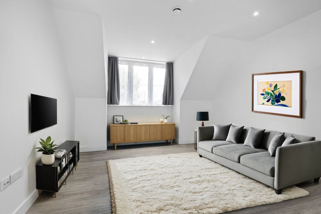 Property photo 1 of 7 Picture No. 08