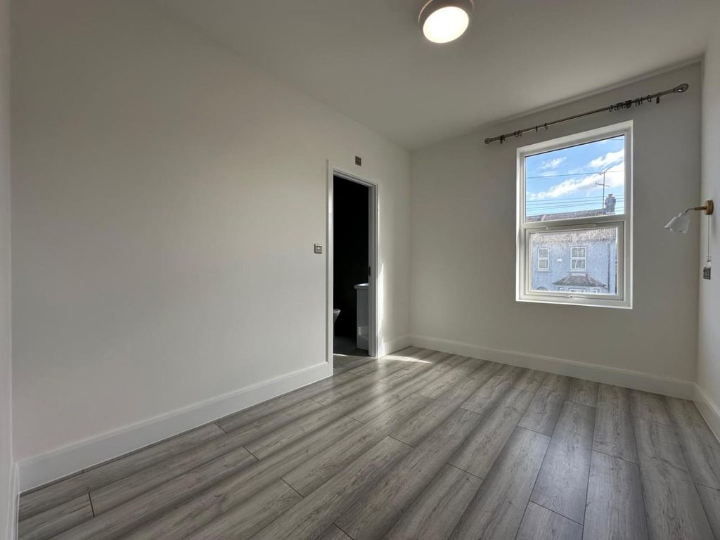 Property photo 3 of 13 Whatsapp Image 2025-10-04 At 11.39.00.Jpeg