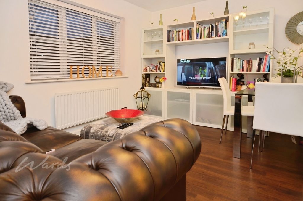 Property photo 3 of 6 Chancel Lounge