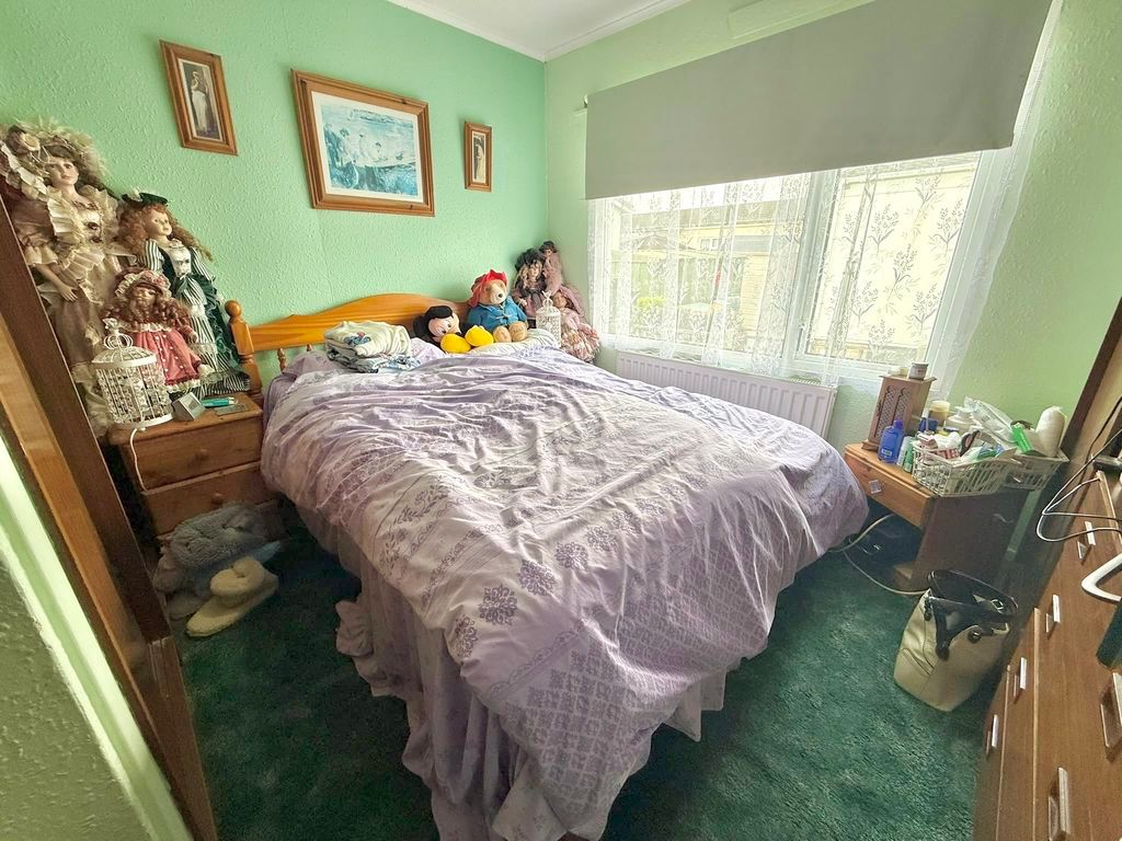 Property photo 3 of 14 Bedroom