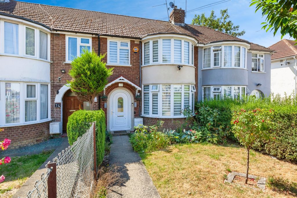 Property photo 1 of 17