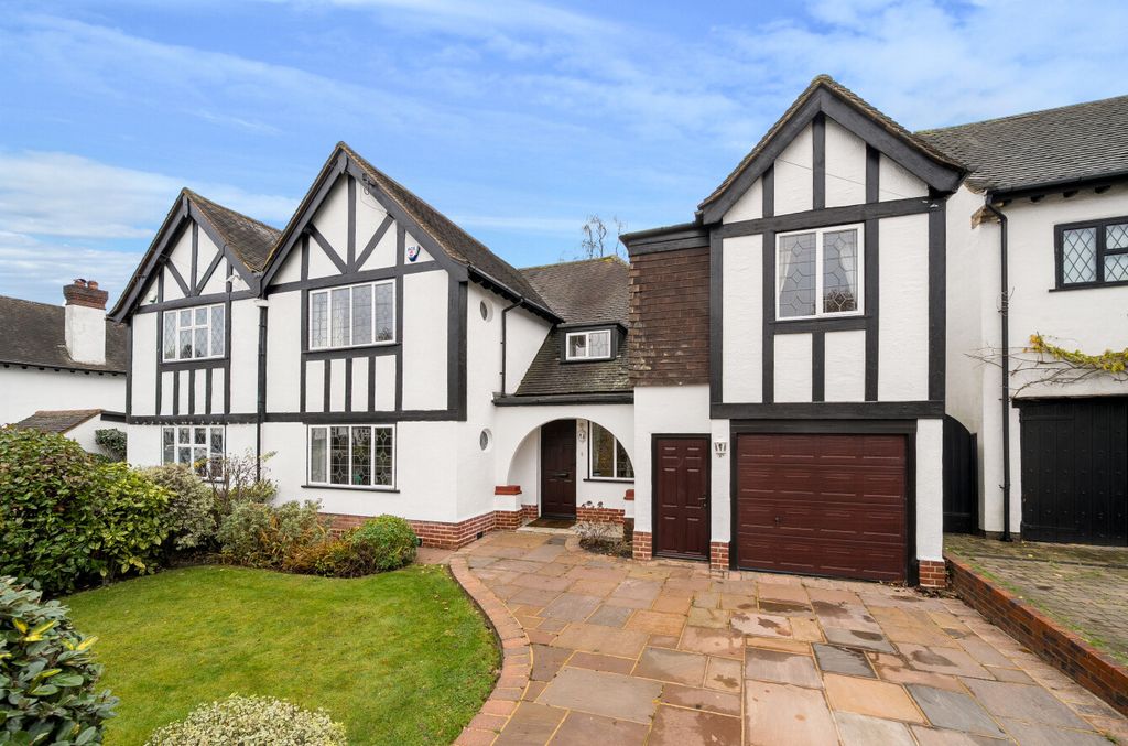 Property photo 1 of 26 1387459-16-6935Df...