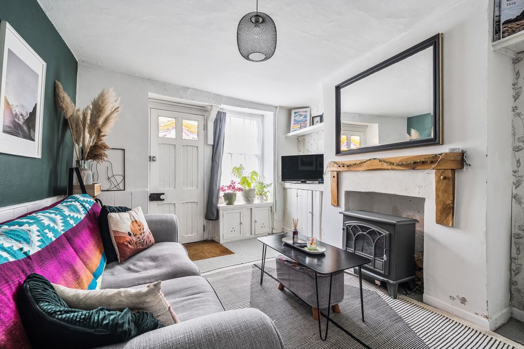 Property photo 3 of 17 1371507-20-6914A8E0B75E7