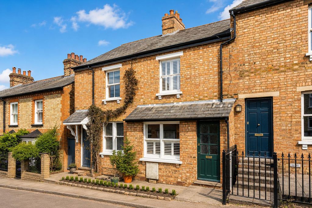 Property photo 1 of 27 111.Png