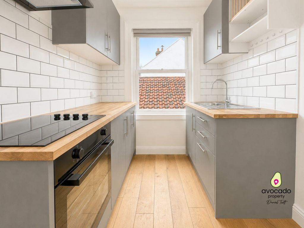 Property photo 1 of 9 5245931