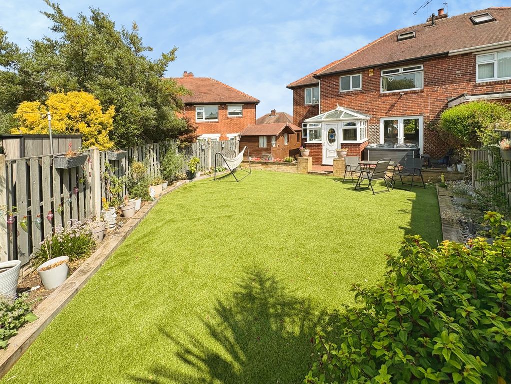 Property photo 3 of 27 Rear Garden