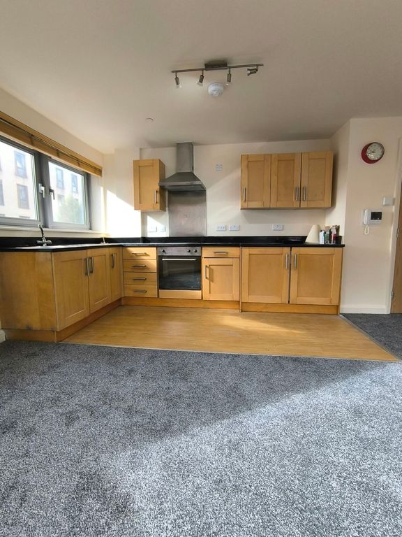 Property photo 3 of 15 Kitchen